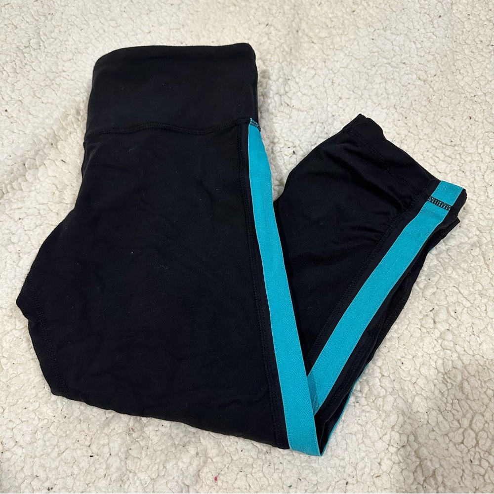 lululemon cropped leggings size 6